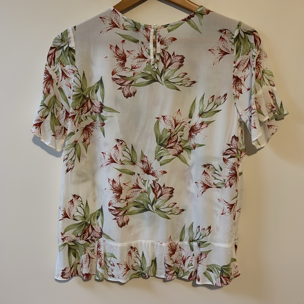 Paraphrase Floral Ruffled Blouse - Picture 4 of 5